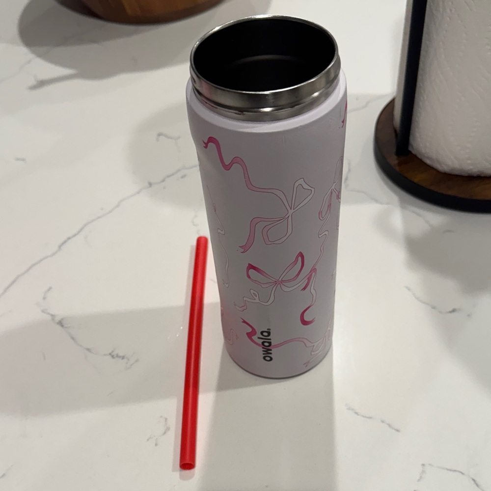 Owala Pink and White ‘tied and true’ bow Insulated Tumbler TUMBLER ONLY- NO LID - Picture 3 of 6